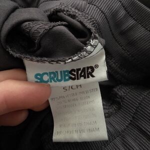 Gray scrubstar pants, size small